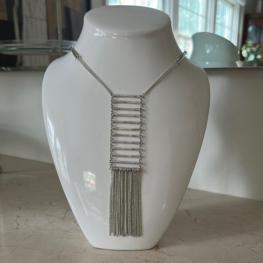 Elegant Silver Necklace with Fringe Detail